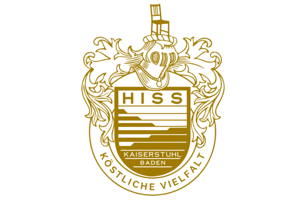 Goldenes Hiss-Wappen mit dem Schriftzug Köstliche Vielfalt – Sujet der Linie Winzersekt und Secco
